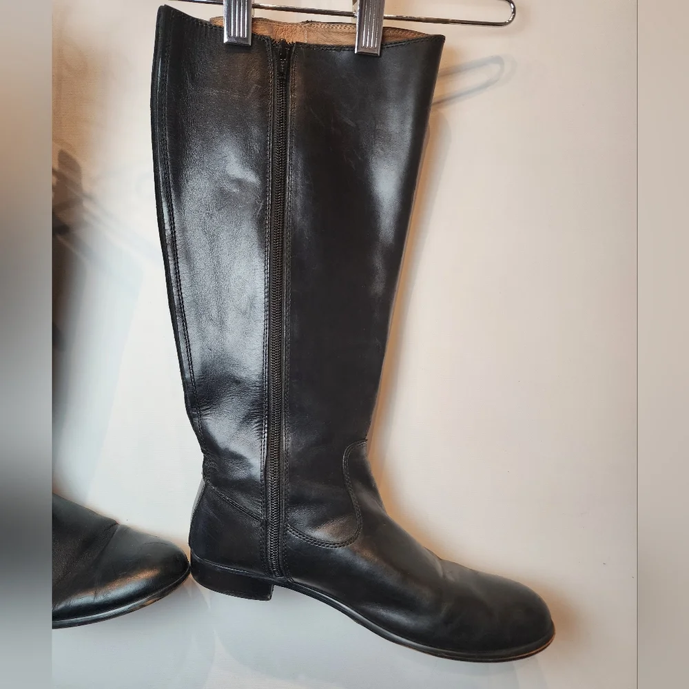 Kenneth Cole Black Leather Knee High Boots Flats Stretch Calf Womens Size 8.5